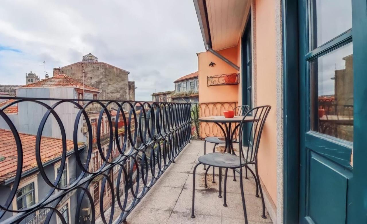 Apartamento 2 Quartos E 2 Casas De Banho Appartement Porto Buitenkant foto